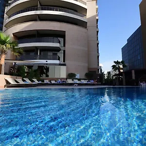 Majestic Retreat 4*, Dubaj Zjednoczone Emiraty Arabskie